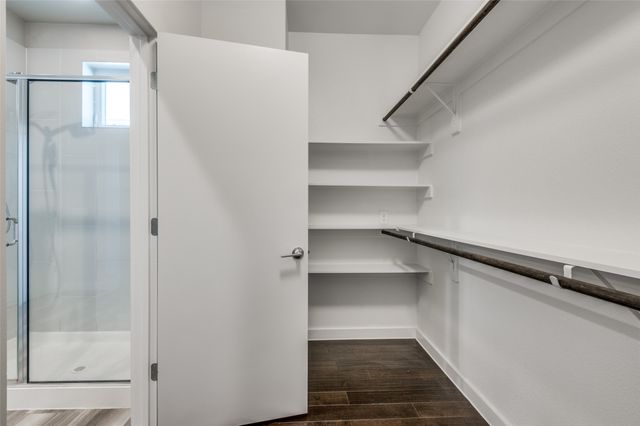 1225 Crownview Lane, Dallas, TX 75208