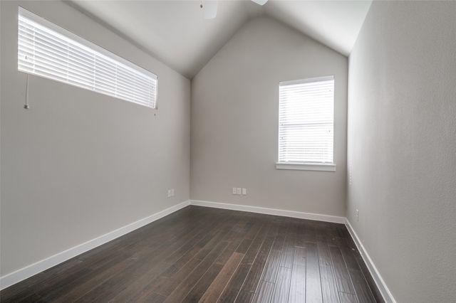 1225 Crownview Lane, Dallas, TX 75208