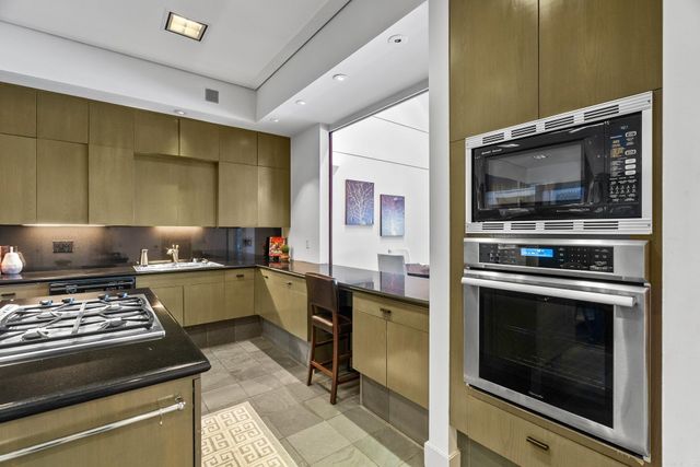 33 Riverpoint Road, Little Rock, AR 72202