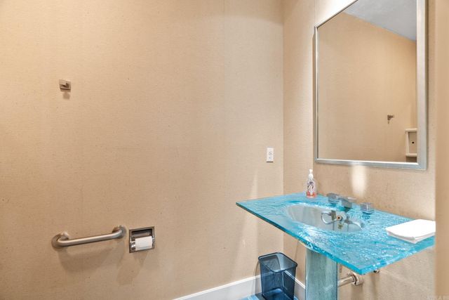 33 Riverpoint Road, Little Rock, AR 72202