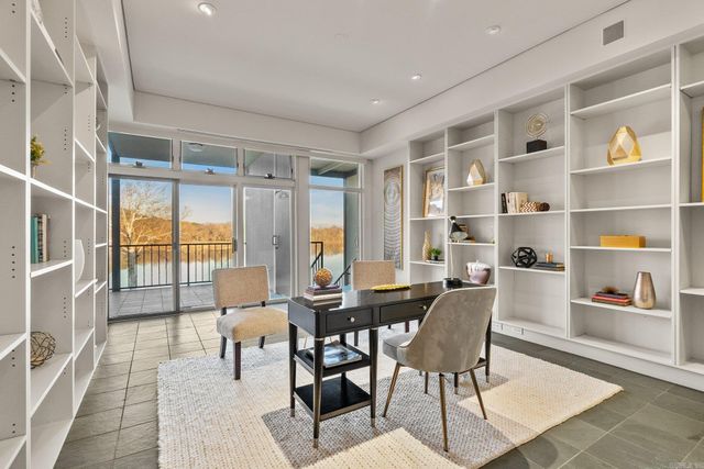 33 Riverpoint Road, Little Rock, AR 72202