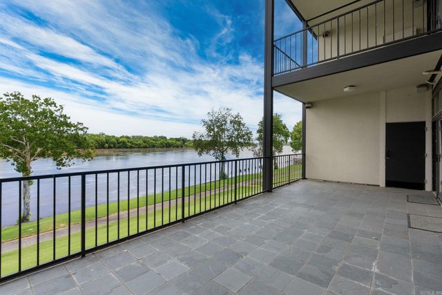 33 Riverpoint Road, Little Rock, AR 72202