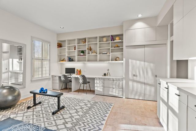 33 Riverpoint Road, Little Rock, AR 72202