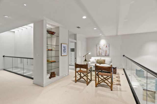 33 Riverpoint Road, Little Rock, AR 72202