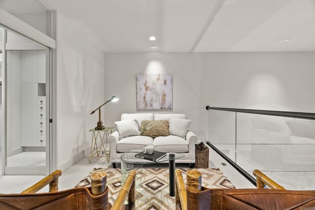 33 Riverpoint Road, Little Rock, AR 72202