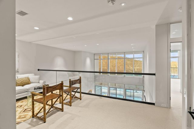 33 Riverpoint Road, Little Rock, AR 72202