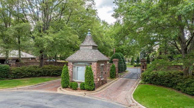 33 Riverpoint Road, Little Rock, AR 72202