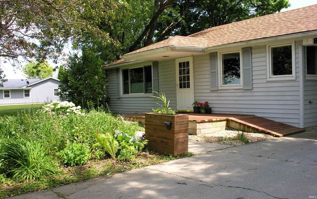 8290 E 550 N, Churubusco, IN 46723