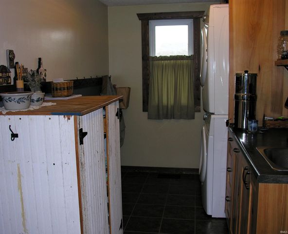 8290 E 550 N, Churubusco, IN 46723