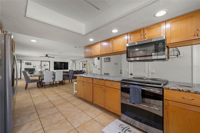 16039 BULLIS DRIVE, Brooksville, FL 34614