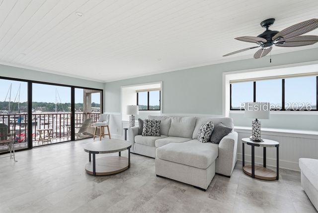 100 Helmsman Way Apt 209, Hilton Head Island, SC 29928