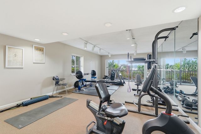 100 Helmsman Way Apt 209, Hilton Head Island, SC 29928
