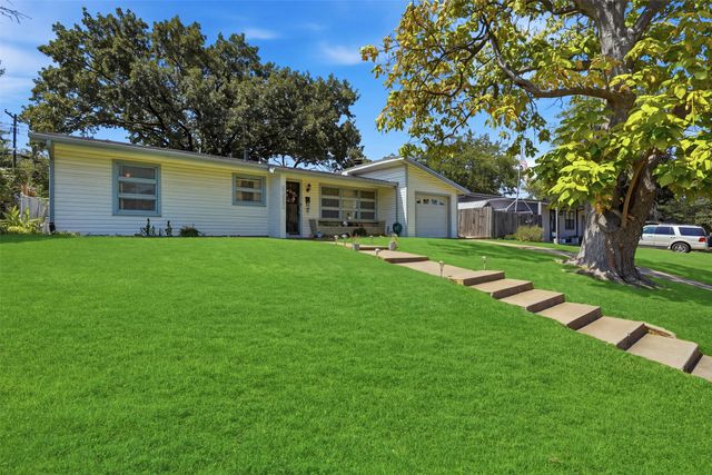 3463 W Fuller Avenue, Fort Worth, TX 76133