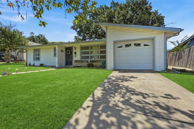 3463 W Fuller Avenue, Fort Worth, TX 76133