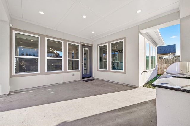 22 Crown Grove, Sugar Land, TX 77498