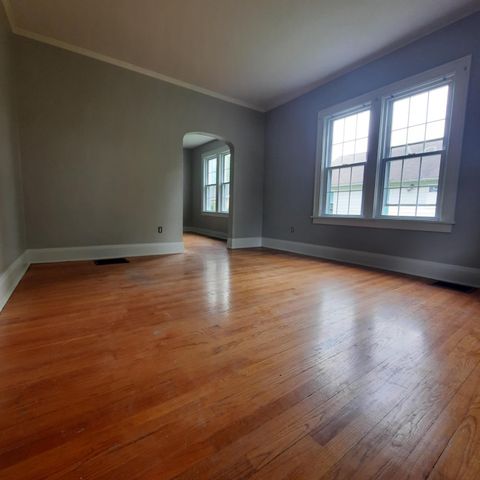 507 4th Street, La Porte, IN 46350