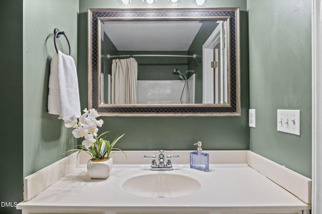 8606 London Park Court, Raleigh, NC 27615