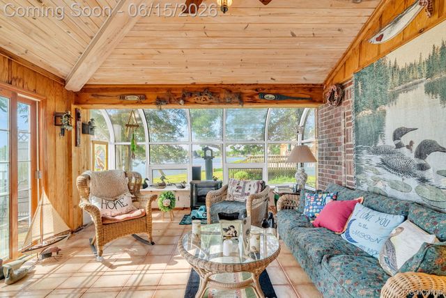 3080 Jackson Boulevard, Highland Charter Township, MI 48356