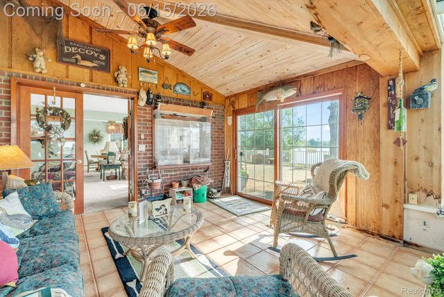 3080 Jackson Boulevard, Highland Charter Township, MI 48356