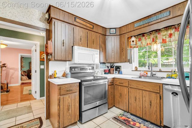 3080 Jackson Boulevard, Highland Charter Township, MI 48356