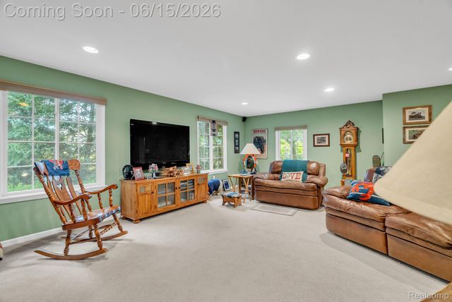 3080 Jackson Boulevard, Highland Charter Township, MI 48356