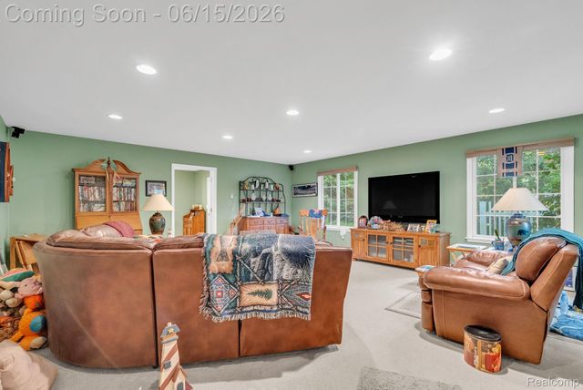 3080 Jackson Boulevard, Highland Charter Township, MI 48356