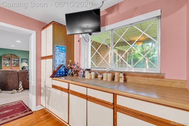 3080 Jackson Boulevard, Highland Charter Township, MI 48356