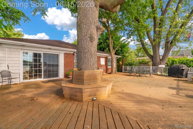 3080 Jackson Boulevard, Highland Charter Township, MI 48356