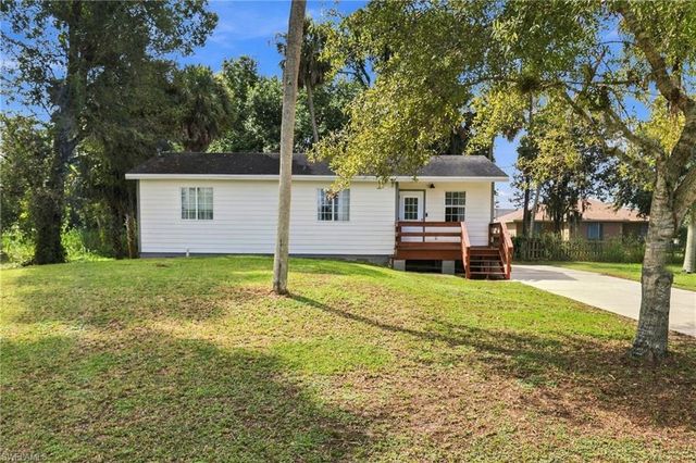 3711 Teakwood ST, Fort Myers, FL 33905