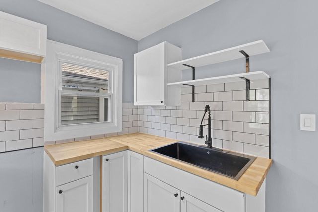 207 S 73rd STREET, Milwaukee, WI 53214