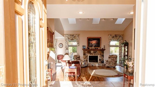 1008 Hidden Lane Lane, Rochester Hills, MI 48309