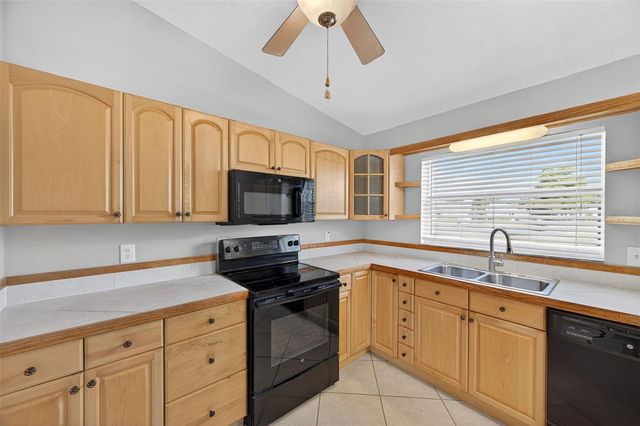 3704 39TH STREET W 23, Bradenton, FL 34205