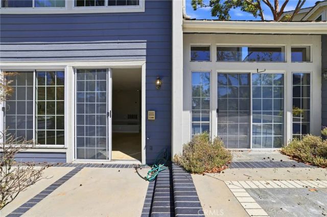 520 Lexington Court 103, Long Beach, CA 90803