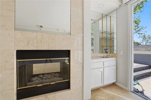 520 Lexington Court 103, Long Beach, CA 90803