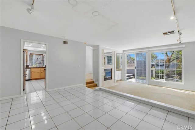520 Lexington Court 103, Long Beach, CA 90803