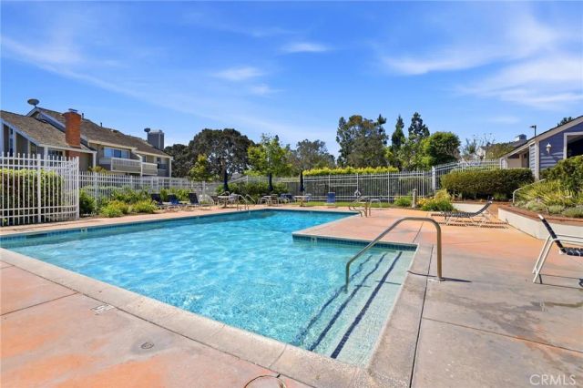 520 Lexington Court 103, Long Beach, CA 90803