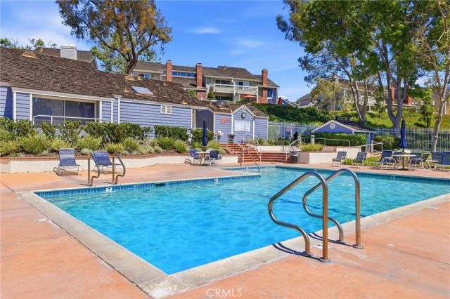 520 Lexington Court 103, Long Beach, CA 90803