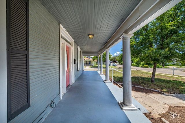 1112 W Harris Avenue, San Angelo, TX 76901