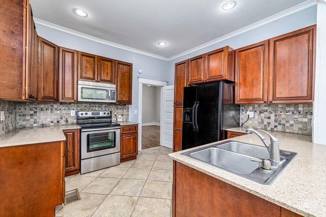 1112 W Harris Avenue, San Angelo, TX 76901