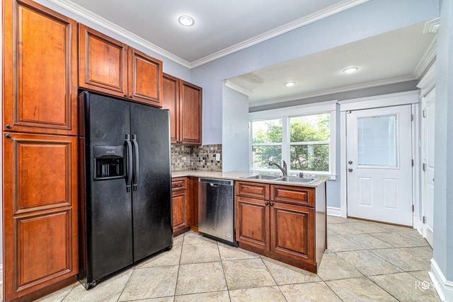 1112 W Harris Avenue, San Angelo, TX 76901