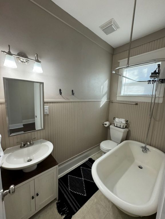 Image 14 of property listing at 1112 W Harris Ave, San Angelo, TX 76901