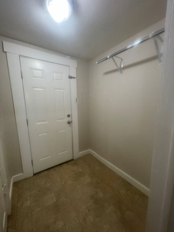 Image 23 of property listing at 1112 W Harris Ave, San Angelo, TX 76901