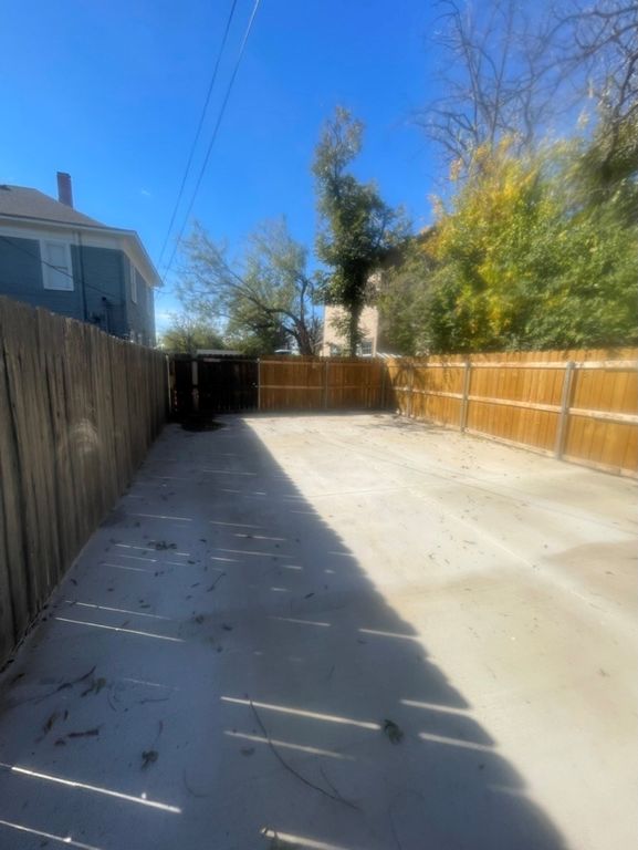 Image 24 of property listing at 1112 W Harris Ave, San Angelo, TX 76901