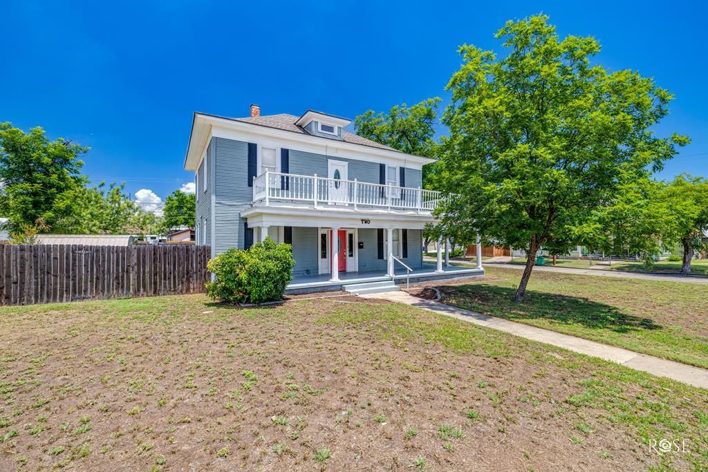 Image 27 of property listing at 1112 W Harris Ave, San Angelo, TX 76901