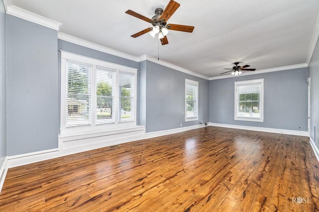 Image 38 of property listing at 1112 W Harris Ave, San Angelo, TX 76901