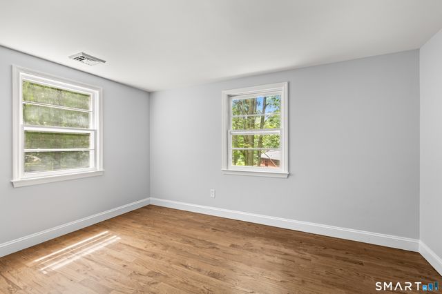 9 New Light Drive, Danbury, CT 06810
