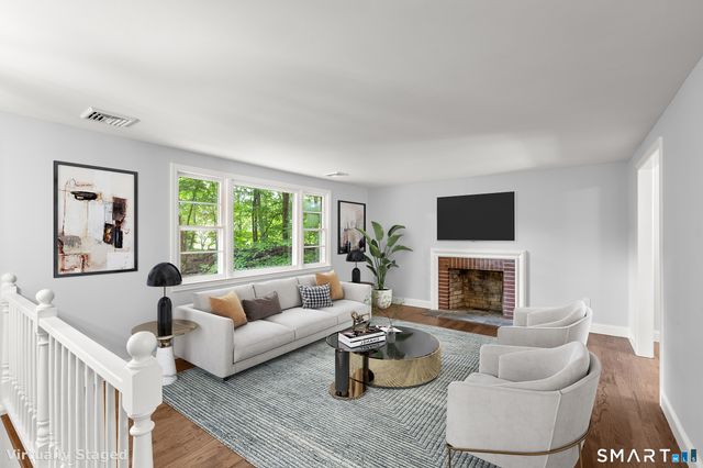 9 New Light Drive, Danbury, CT 06810