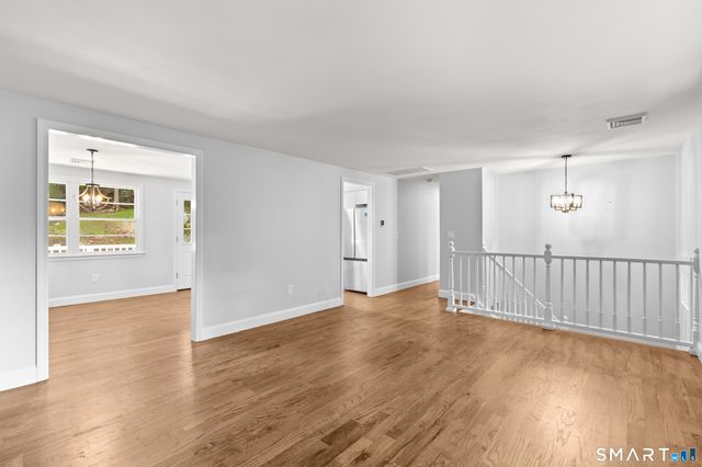 9 New Light Drive, Danbury, CT 06810