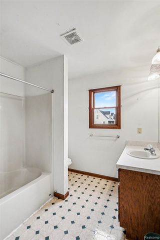 3932 Thomas Road, Oxford Charter Township, MI 48371