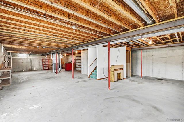 3932 Thomas Road, Oxford Charter Township, MI 48371